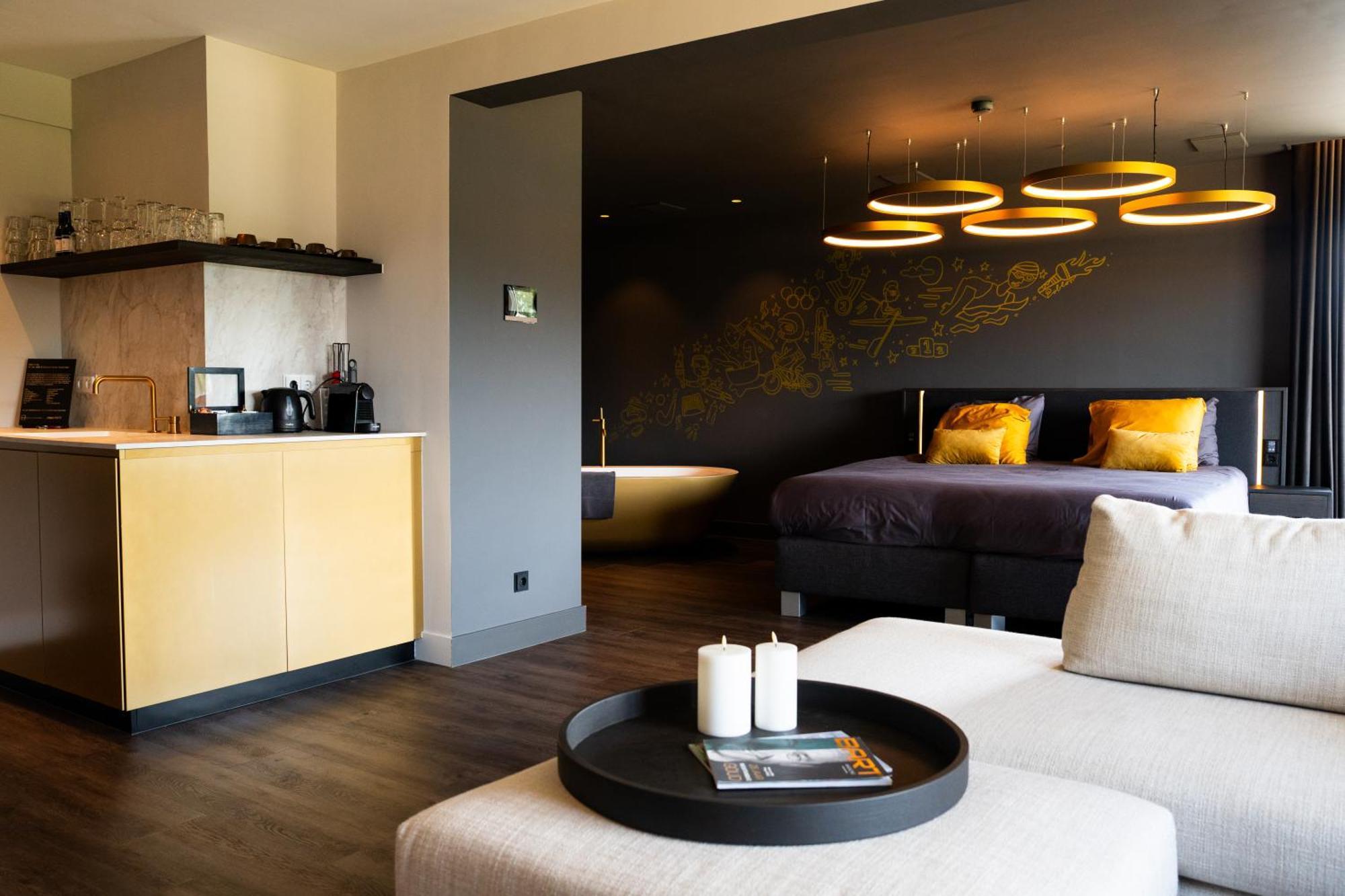 Superior King Suite