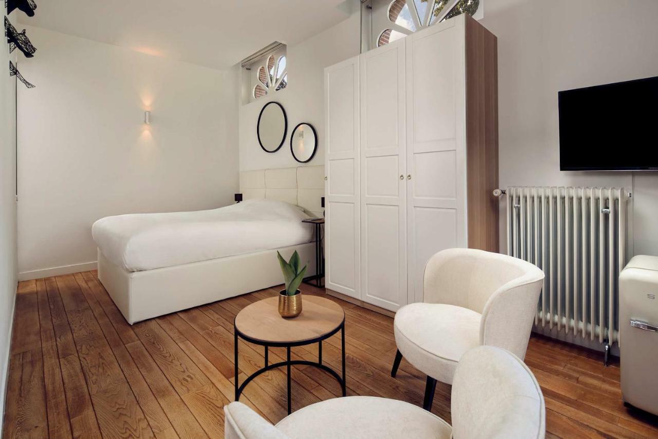 Superior Double Room,909711601:JPEG